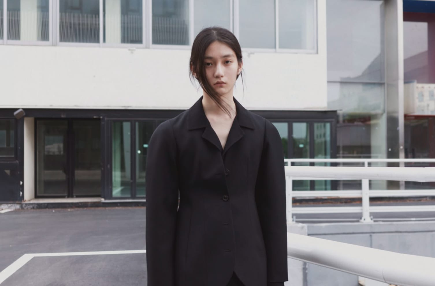10 MAGAZINE GERMANY — Online Editorial (NUNCHI) 1