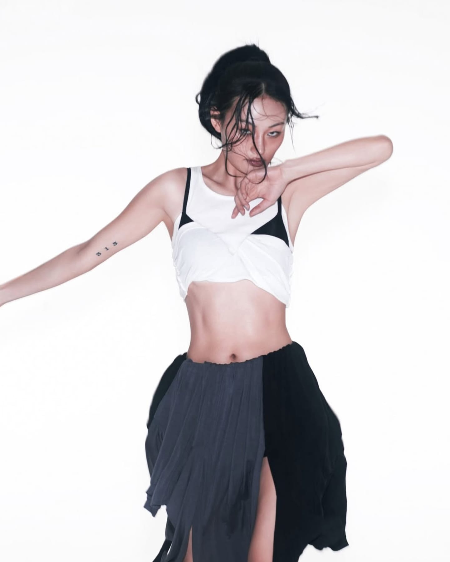 GRAZIA SINGAPORE — Editorial 2