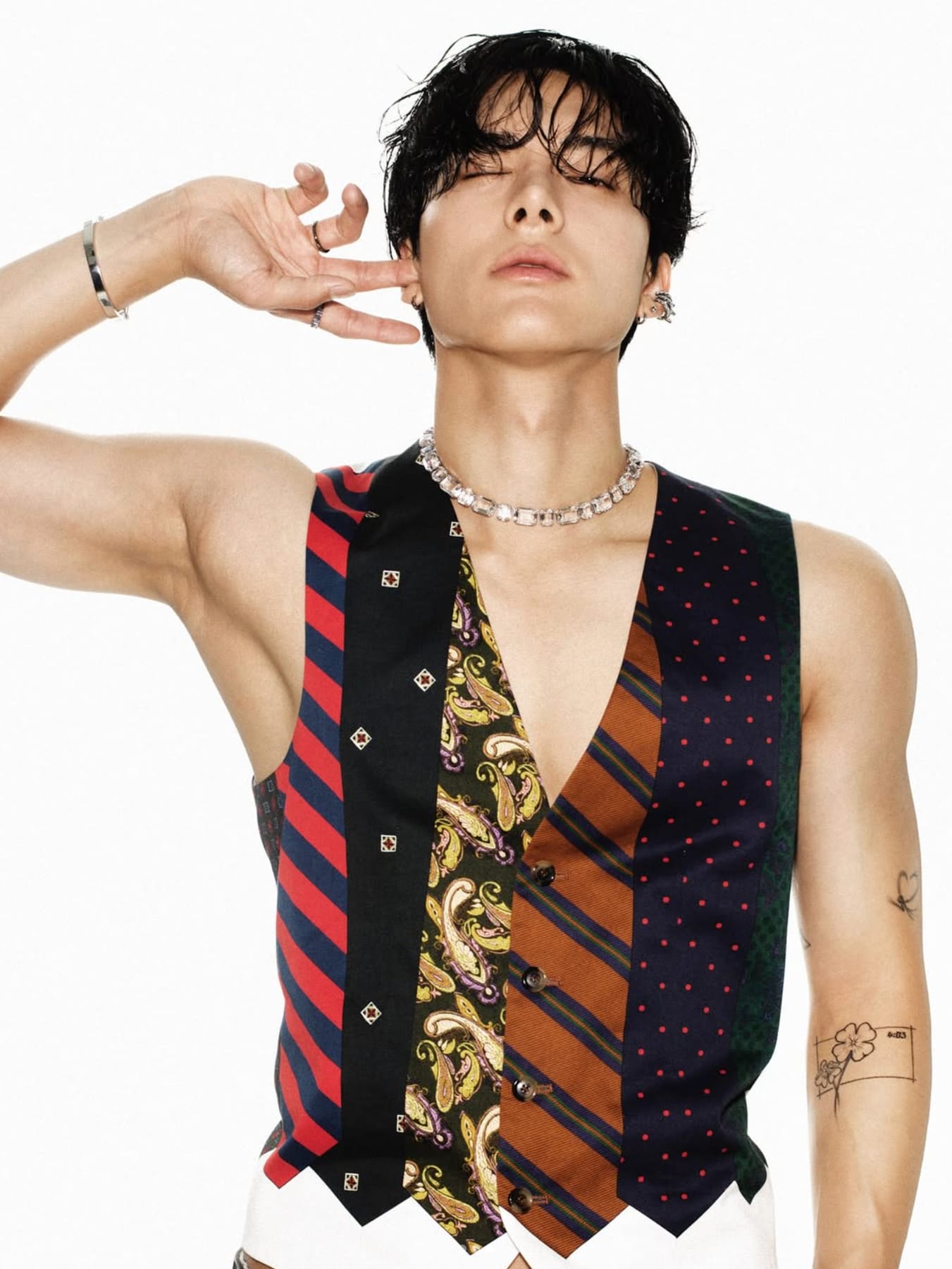 MEN'S FOLIO — Editorial (THE BOYZ YOUNGJAE) 3
