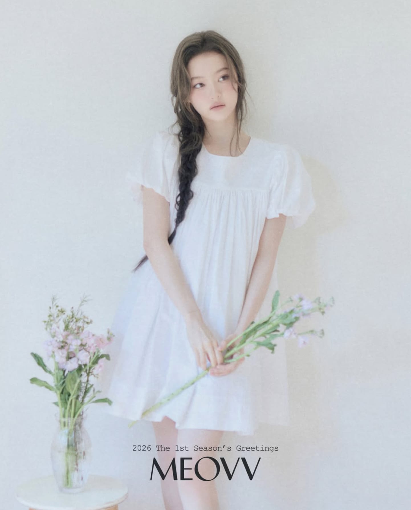 THEBLACKLABEL — MEOVV Season's Greetings 7