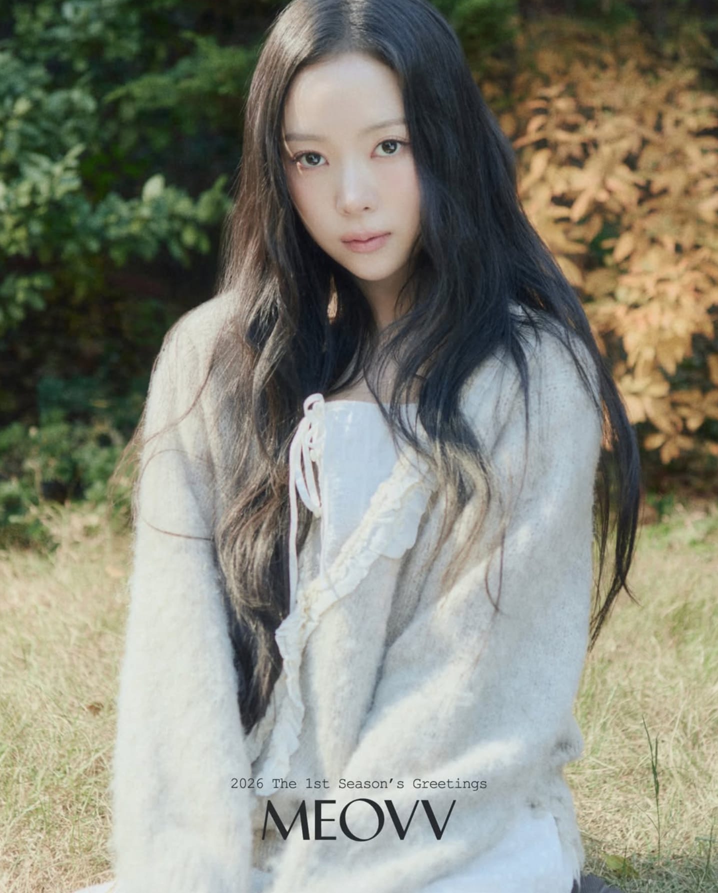 THEBLACKLABEL — MEOVV Season's Greetings 11
